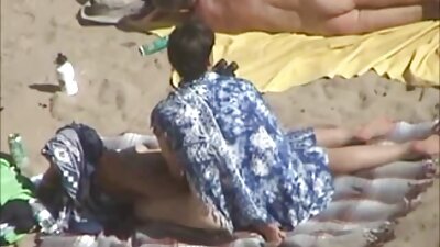Die glamouröse Schönheit ging zur Hölle. Er sagte, er hätte mit sexfilme gratis online jemandem etwas in der Hose.