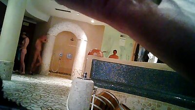 Ein Apache aus den Vororten von Paris zeigt sich und seinen Dieb in einem gratis porno online hausgemachten französischen Porno