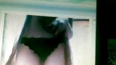 Orgasmus deutsche pornos online schauen im Dienst geliefert dünnes Emo-Mädchen mit kleinen Titten
