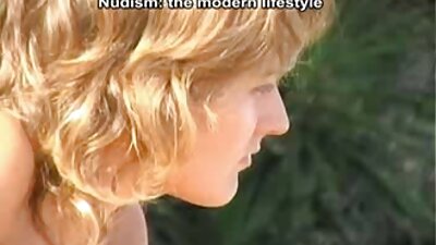 Extremer Analsex mit einem mageren pornos online schauen Mädchen in weißen Strümpfen