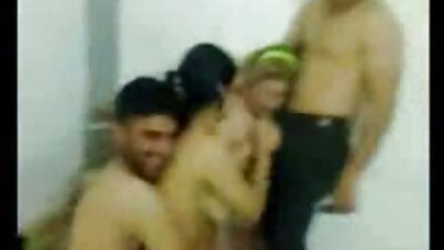 Ein Paar online gratis porno in Moskau filmte Sex vor der Kamera.