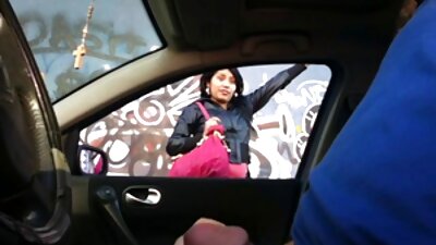 Dem Spaziergang pornos online des Mannes nach zu urteilen, fand eine schöne junge Französin Trost im Solo-Sex